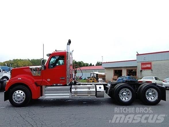 Kenworth W990 Sattelzugmaschinen