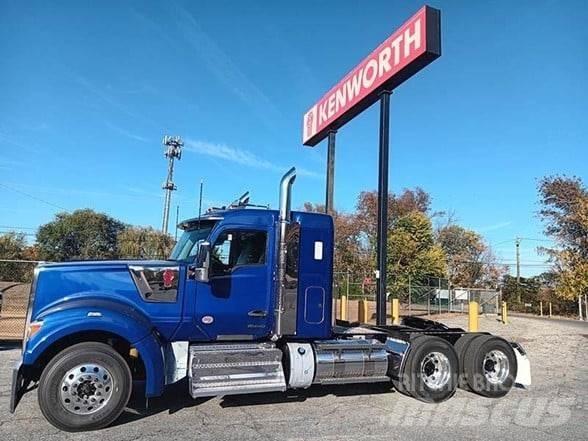 Kenworth W990 Sattelzugmaschinen