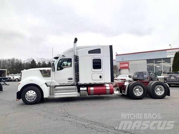 Kenworth W990 Sattelzugmaschinen