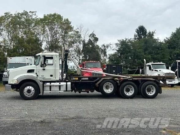 Mack GRANITE GU813 Müllwagen