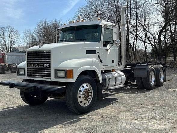 Mack PINNACLE CHU613 Sattelzugmaschinen