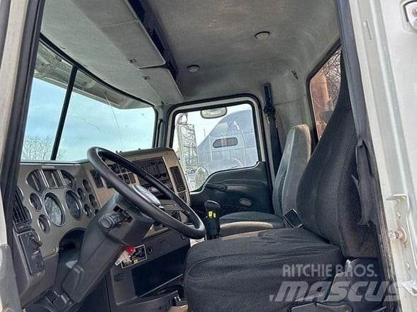 Mack PINNACLE CHU613 Sattelzugmaschinen