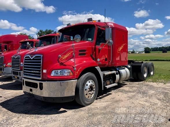 Mack PINNACLE CXU613 Sattelzugmaschinen