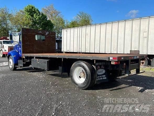 Peterbilt 330 Pritschenwagen/Pritschenwagen mit Seitenklappe