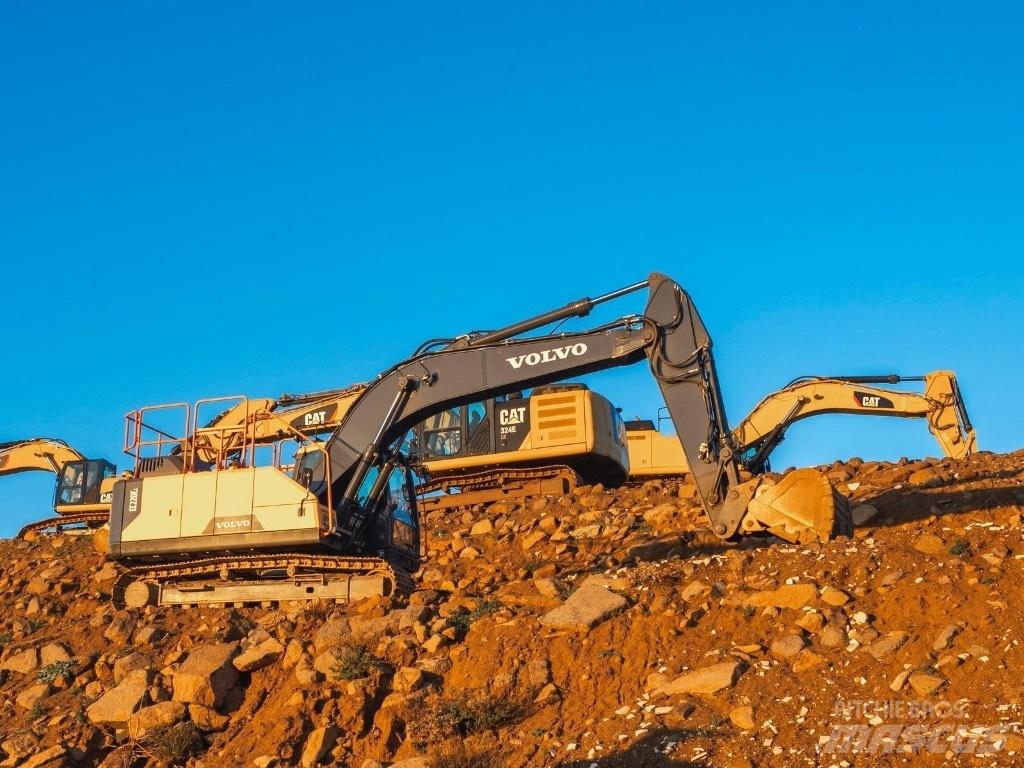 Volvo EC 220 E Raupenbagger