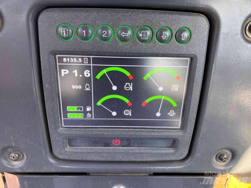 DEERE 750K LGP Bulldozer
