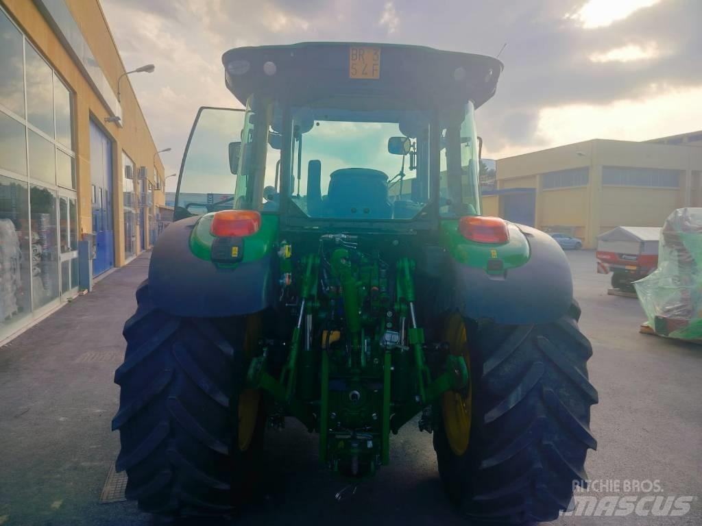 John Deere 5100R Traktoren