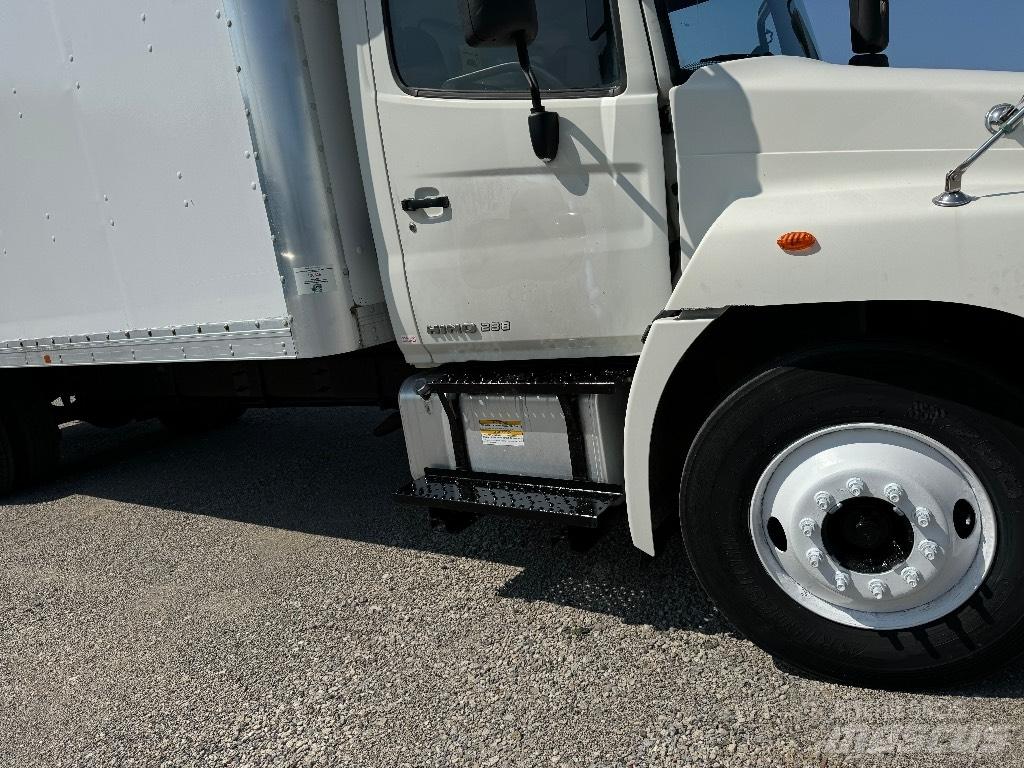 Hino 238 Kofferaufbau
