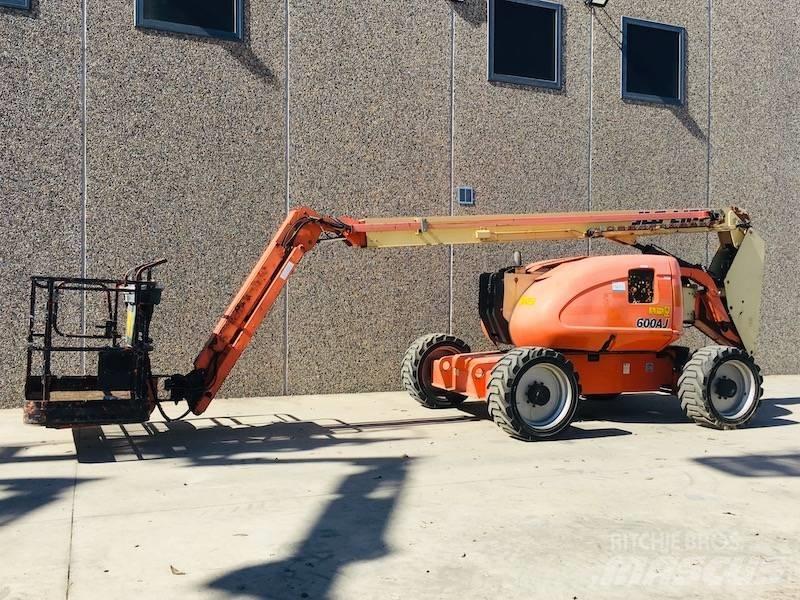 JLG 600 AJ Gelenkteleskoparbeitsbühnen