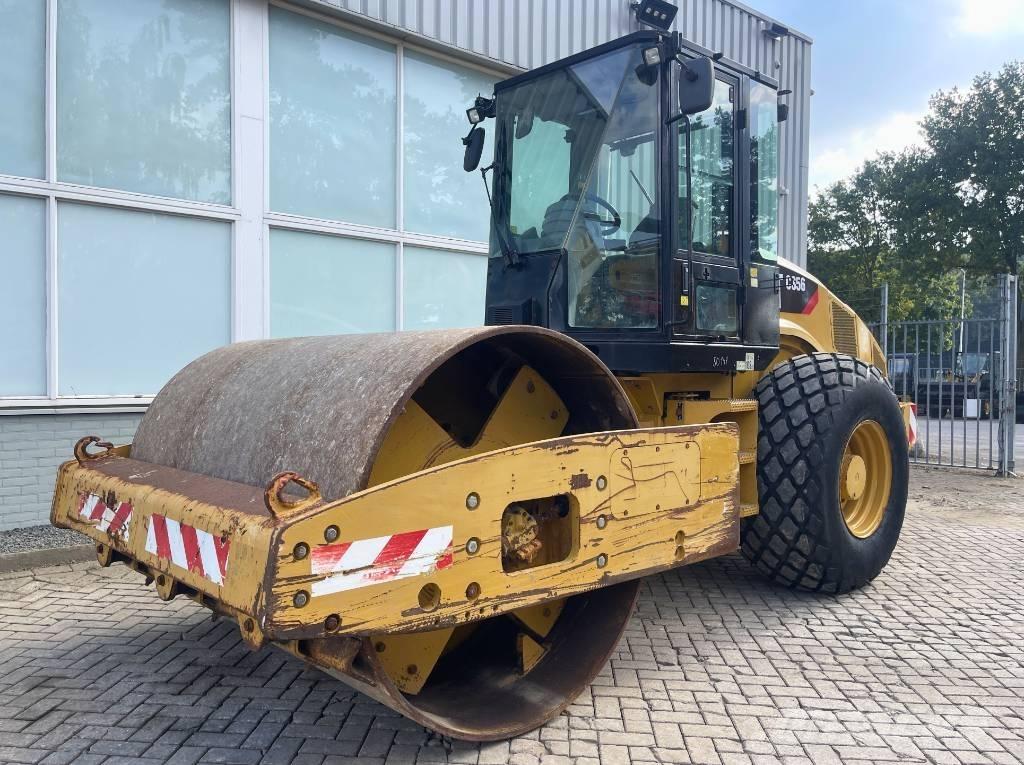 CAT CS 56       2010 Walzenzüge