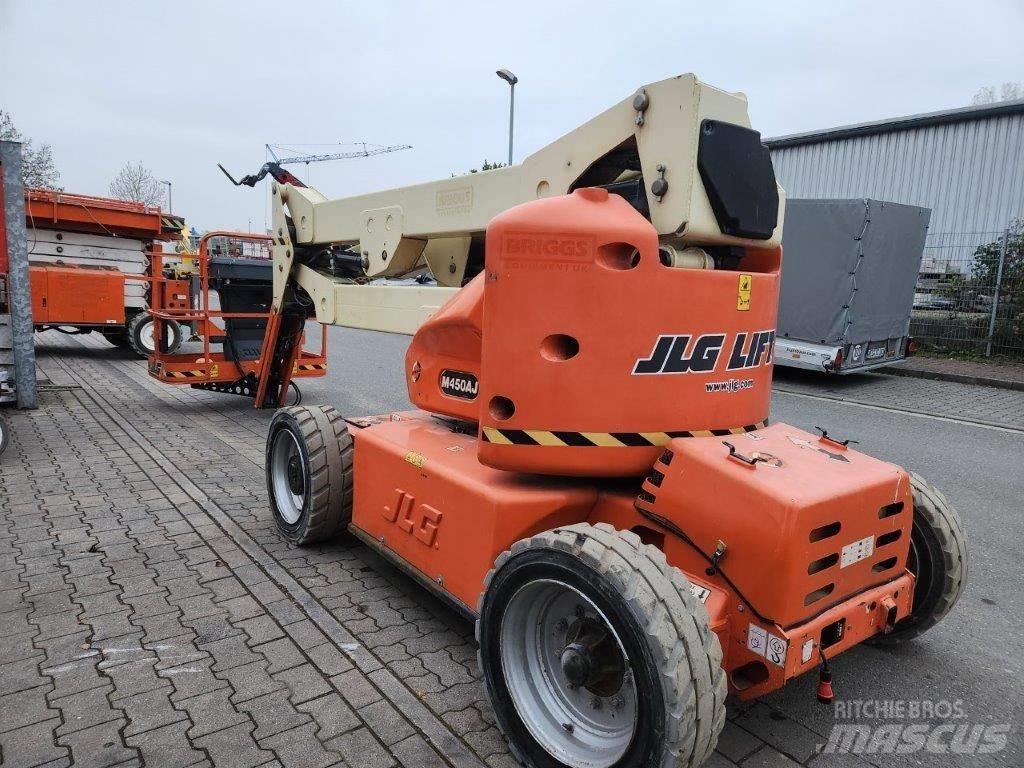JLG M 450 AJ Gelenkteleskoparbeitsbühnen