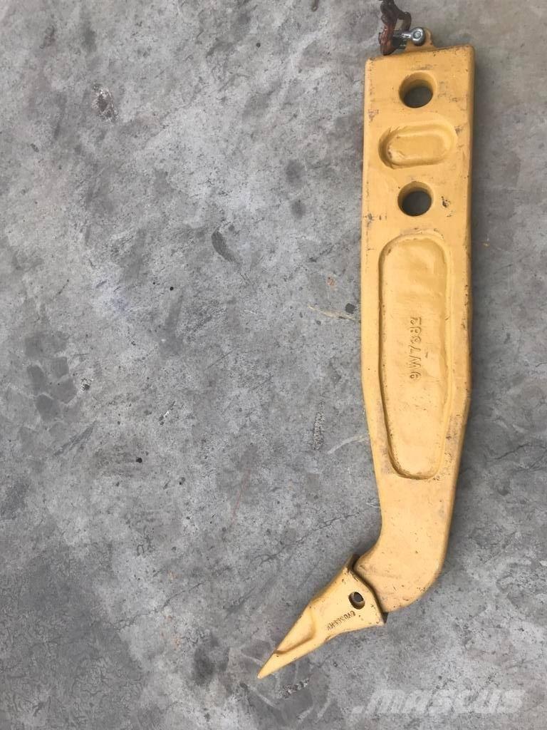 Komatsu D65 Shank Aufreisser