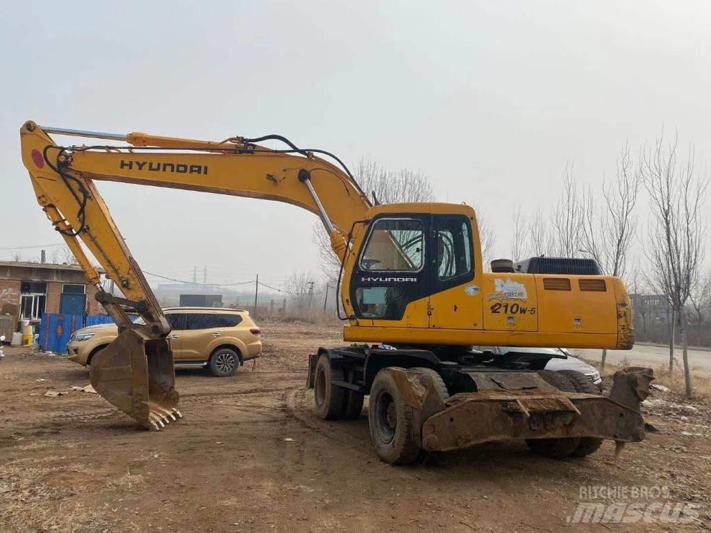 Hyundai R210WD Mobilbagger