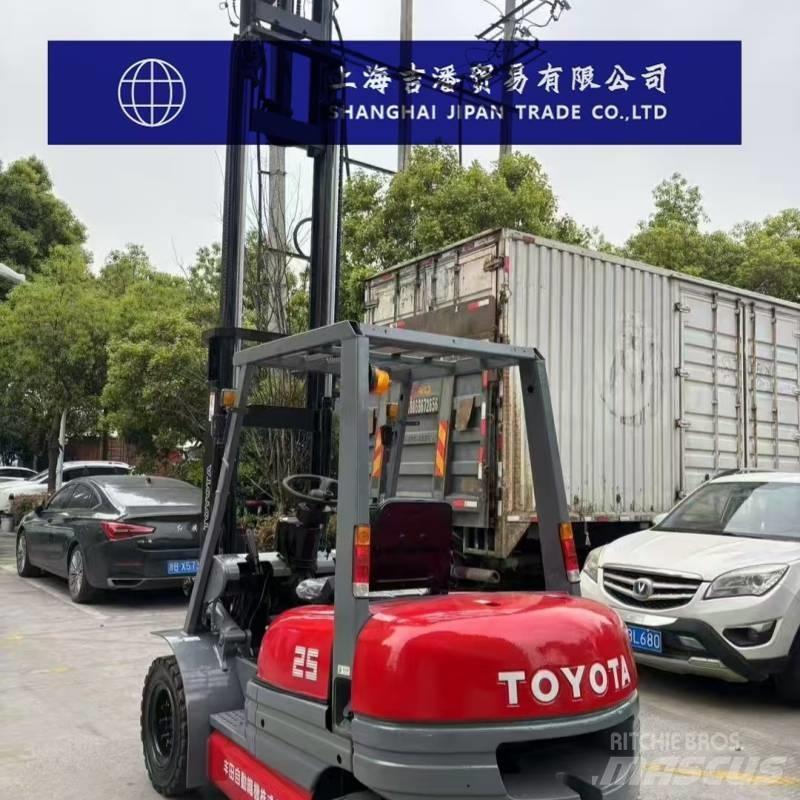 Toyota FD 25 Diesel heftrucks