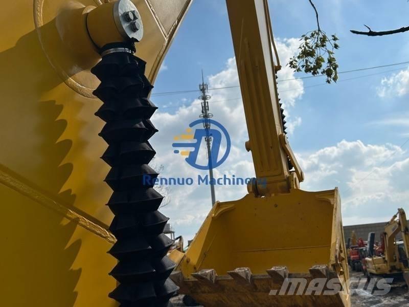 Komatsu PC200-8MO Raupenbagger