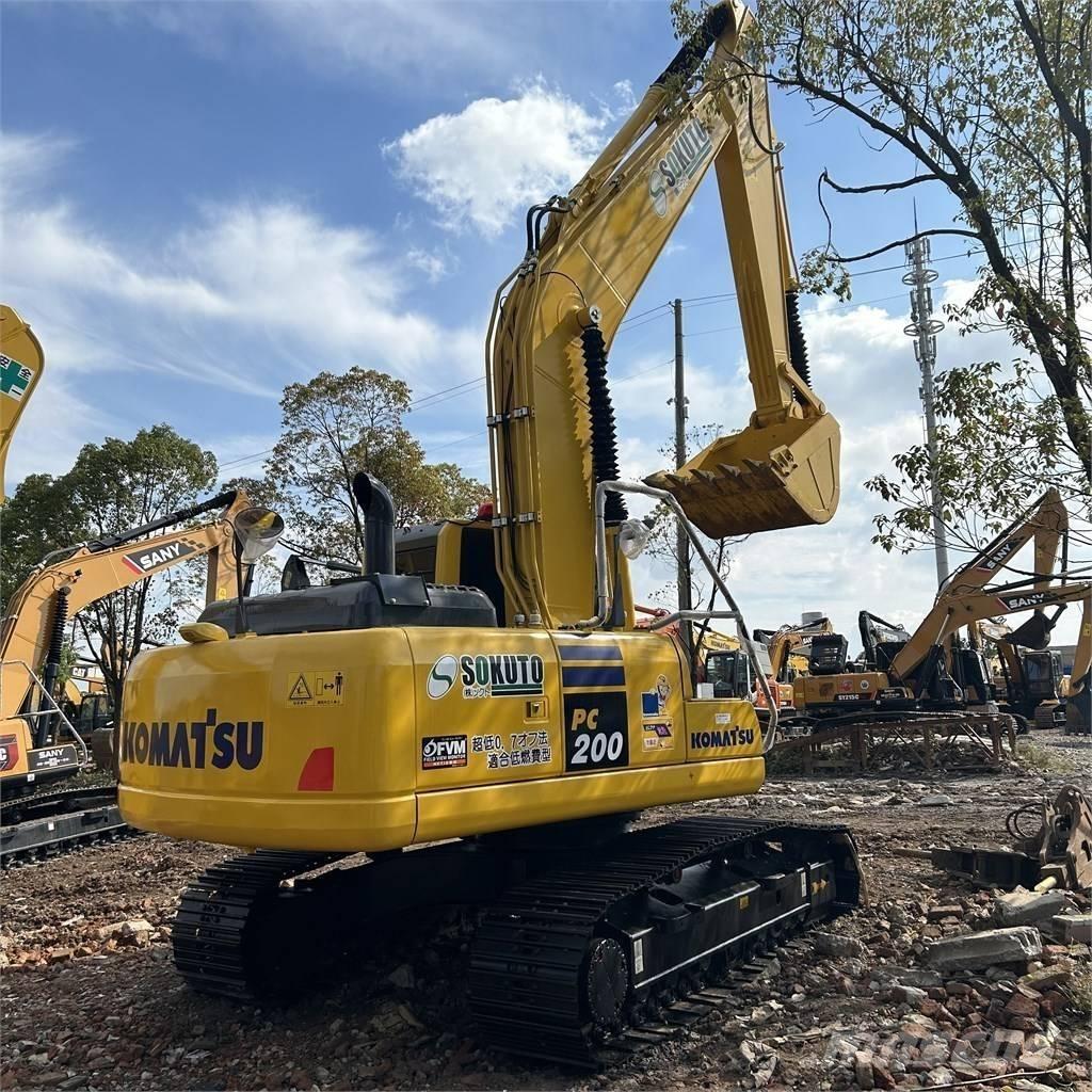 Komatsu PC200-8MO Raupenbagger