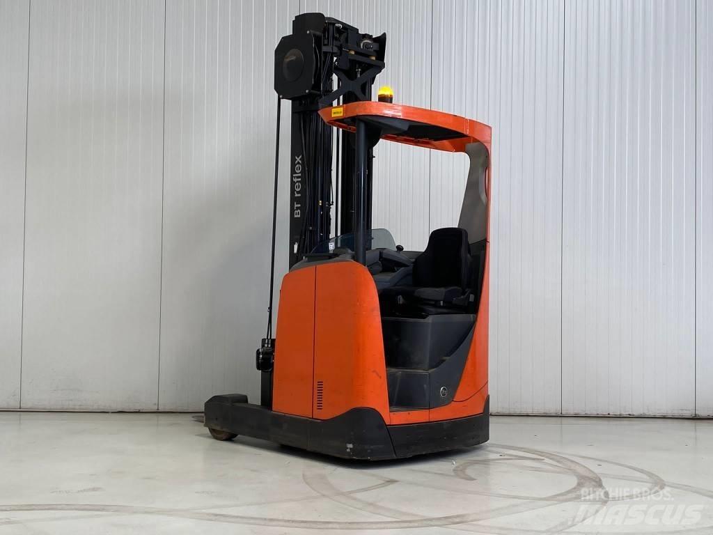 BT RRE140E Schubmaststapler