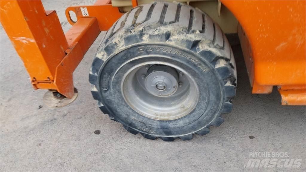 JLG 4394RT Scheren-Arbeitsbühnen