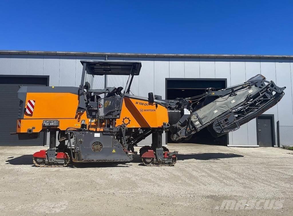 Wirtgen W150CFi Asphaltfräsen