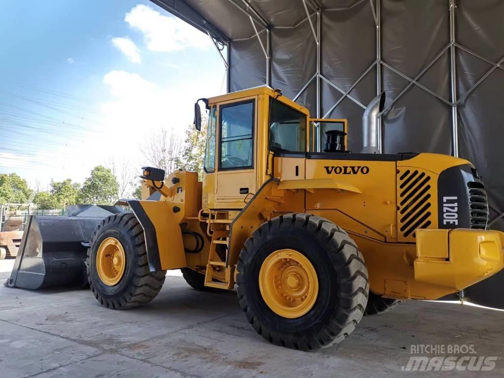 Volvo L 120 E Radlader