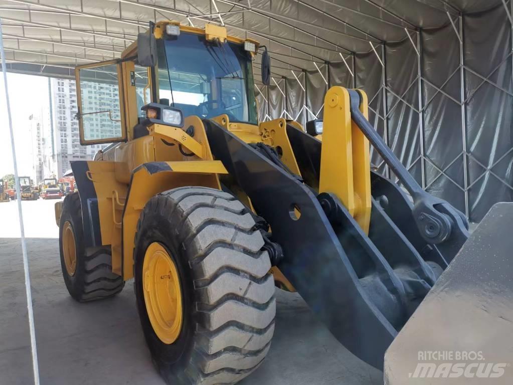 Volvo L 120 E Radlader