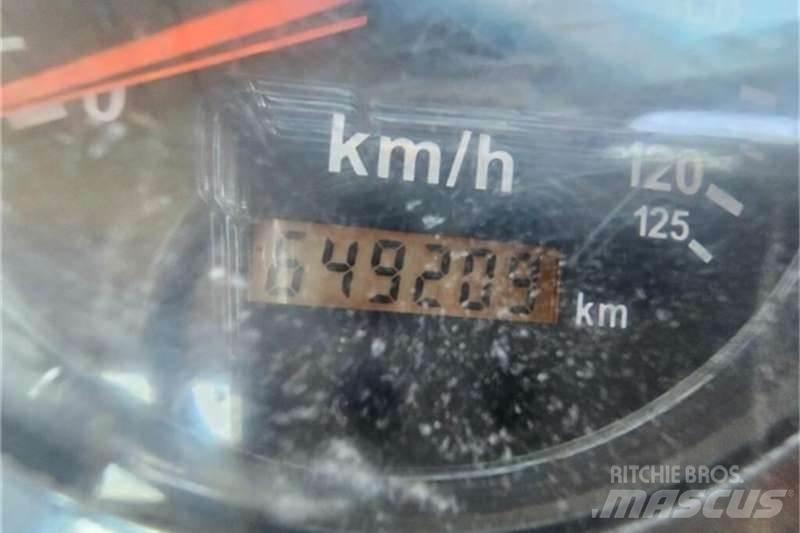 Nissan UD Andere Fahrzeuge