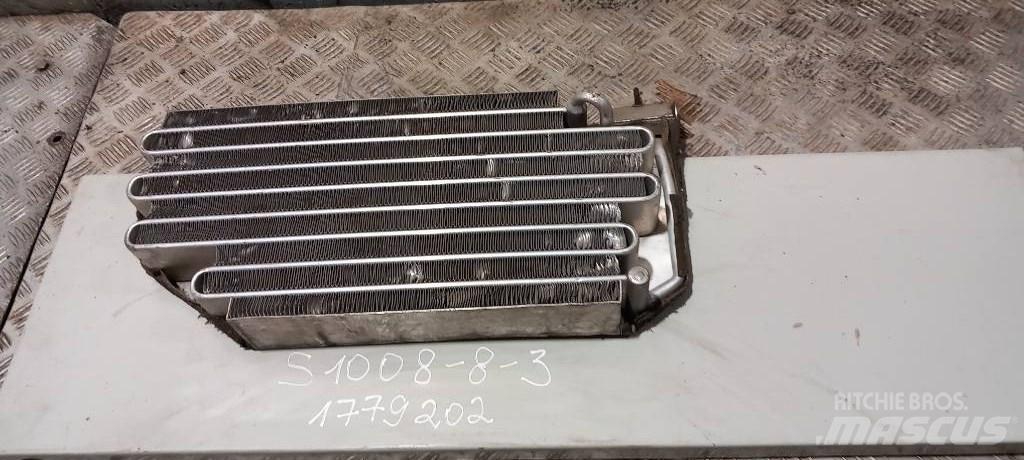 Scania R 440.    1779202 Radiatoren