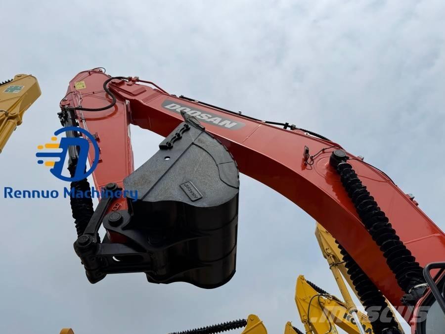 Doosan DX 340 Raupenbagger