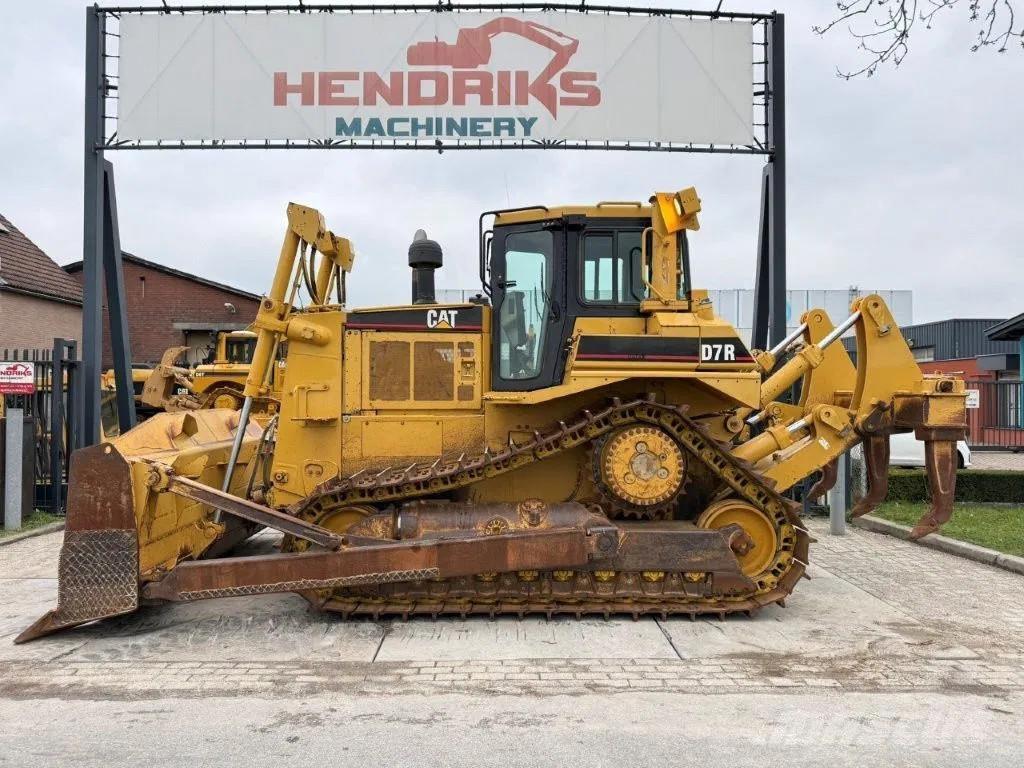 CAT D7R Bulldozer