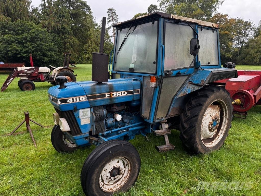 Ford 4110 series 2 Traktoren
