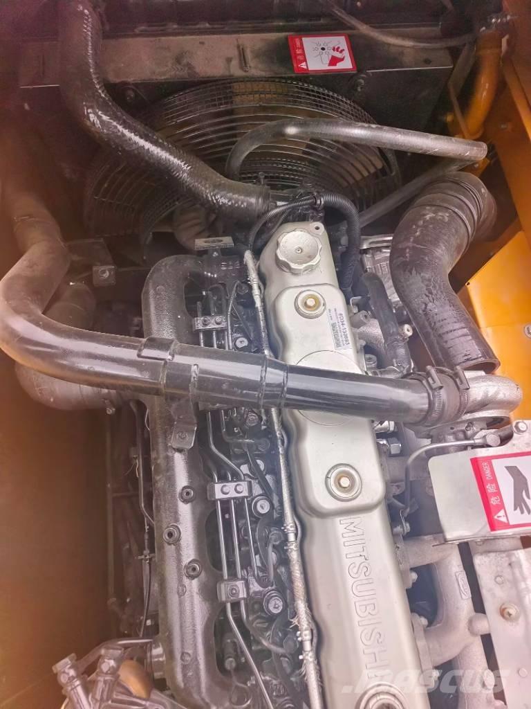 Sany SY 215 C Raupenbagger