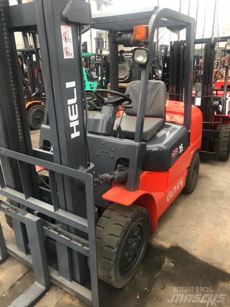 Heli H2000 35 Diesel heftrucks