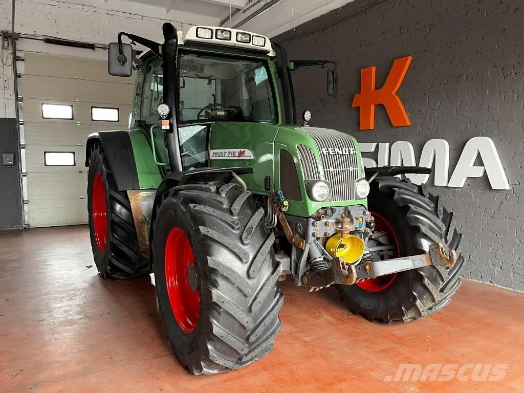 Fendt 716 Vario Traktoren