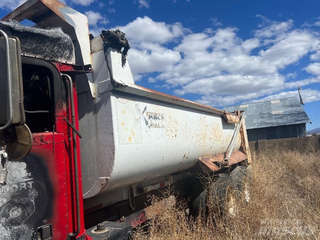 Peterbilt 377 Kipper