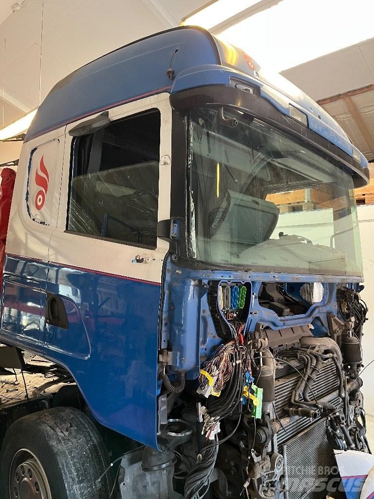 Scania CG19H Kabinen