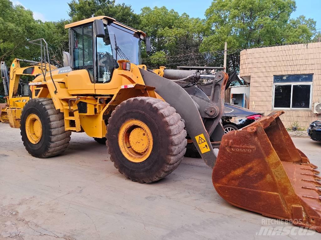Volvo L 120 Radlader