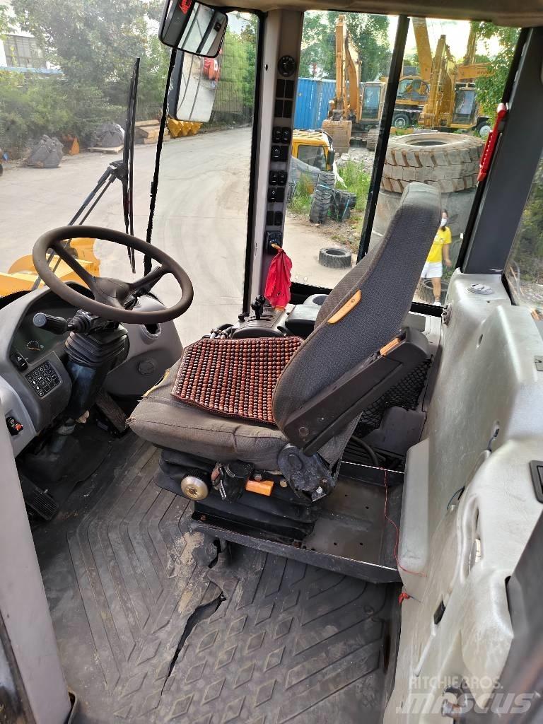 Volvo L 120 Radlader