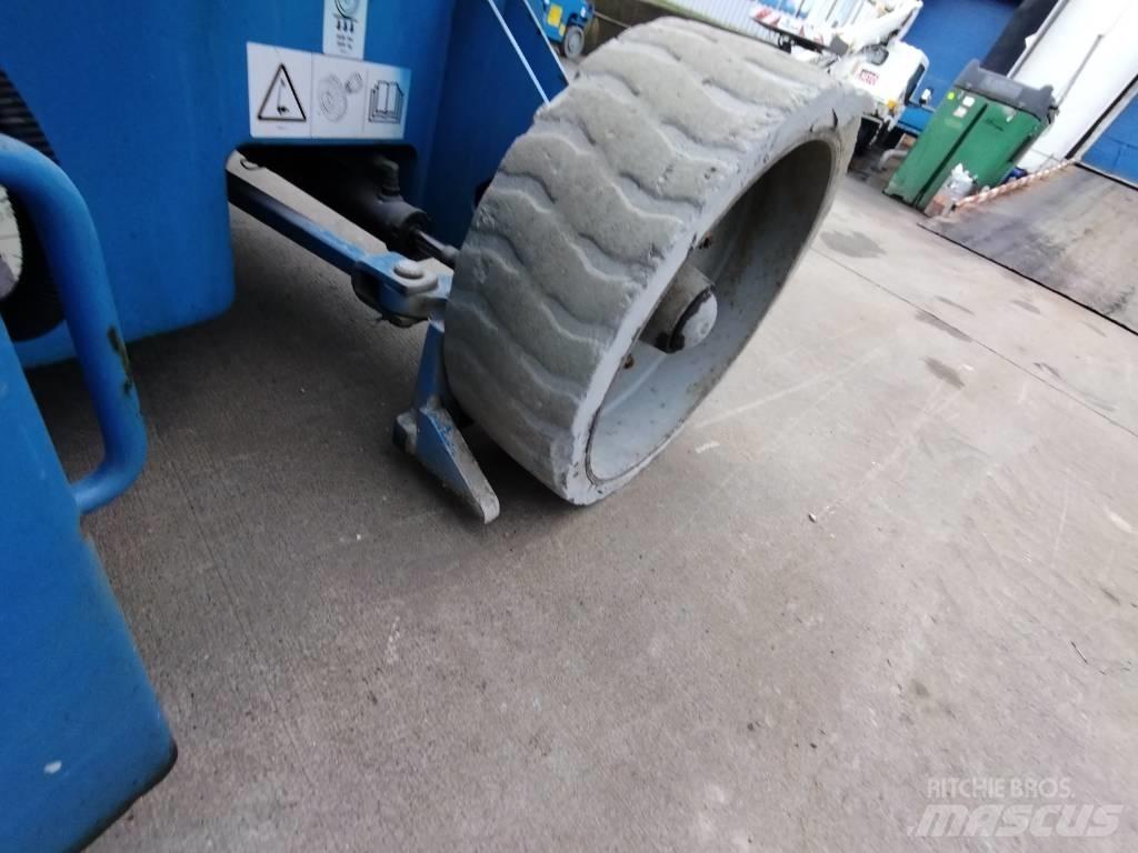 Genie Z34/22N Gelenkteleskoparbeitsbühnen