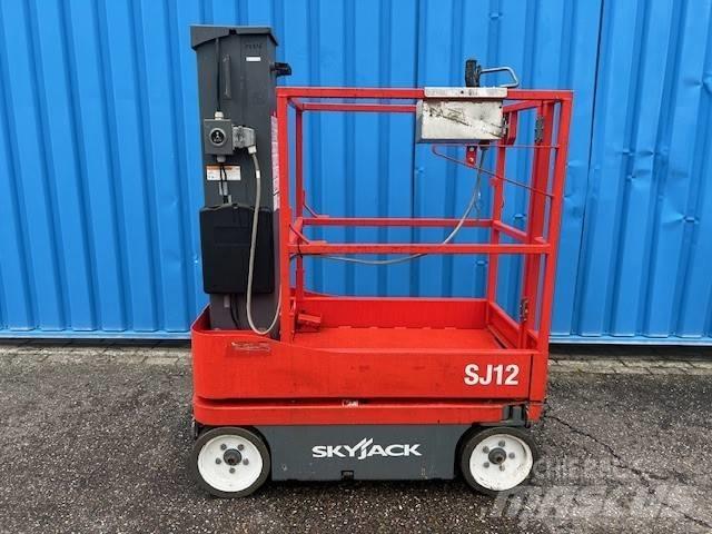 SkyJack SJ 12 Scheren-Arbeitsbühnen