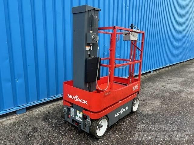 SkyJack SJ 12 Scheren-Arbeitsbühnen
