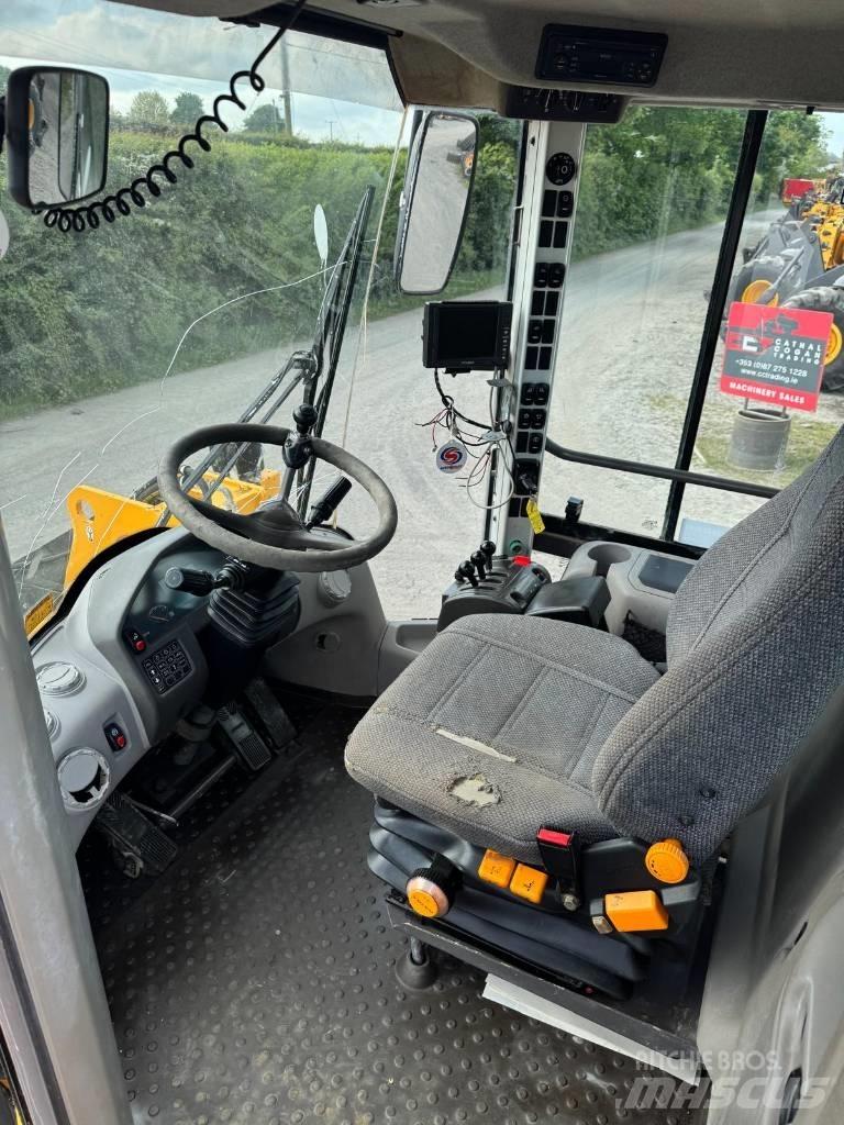 Volvo L 120 F Radlader