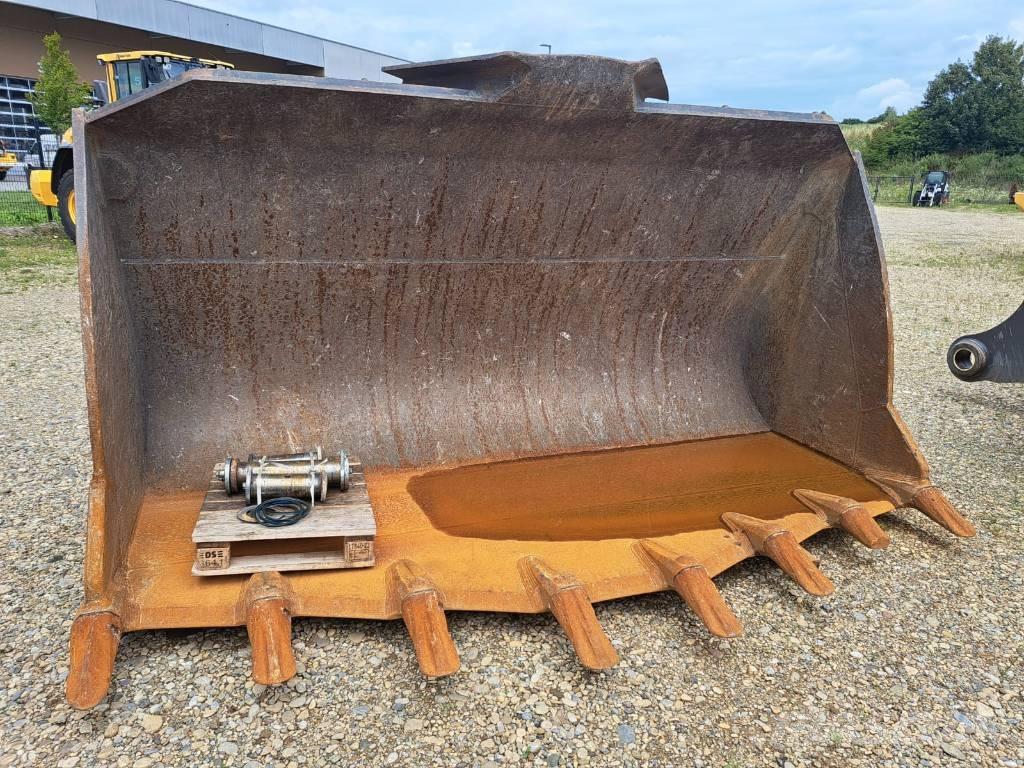 Volvo L220H Radlader