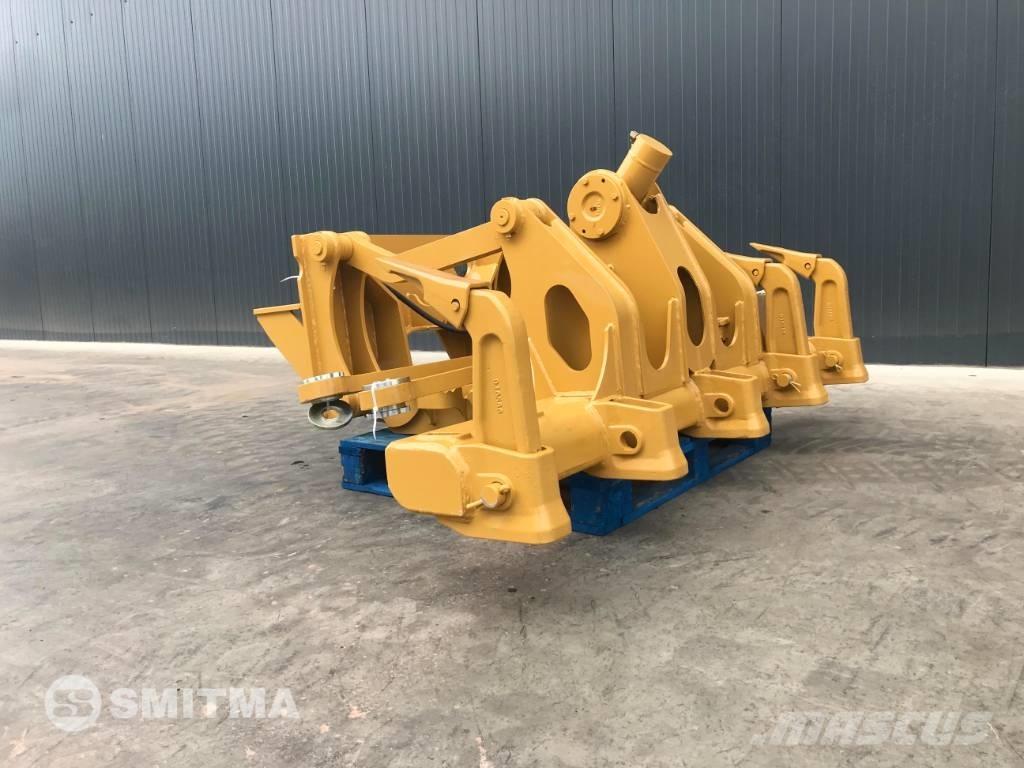 CAT 160M3 Aufreisser