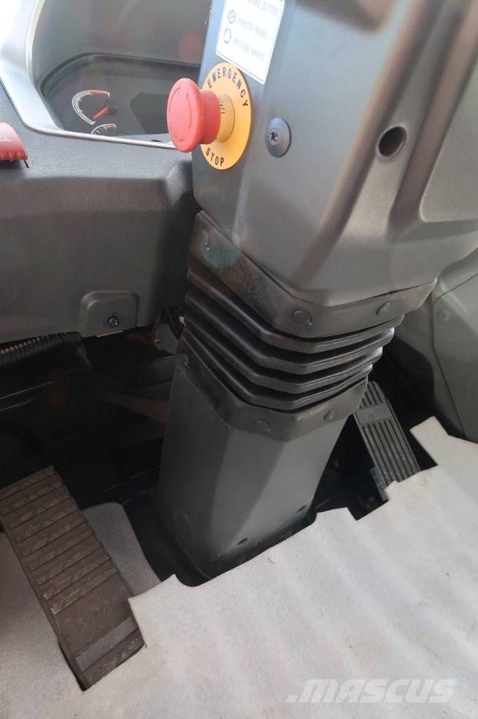 SDLG L958HEV Radlader