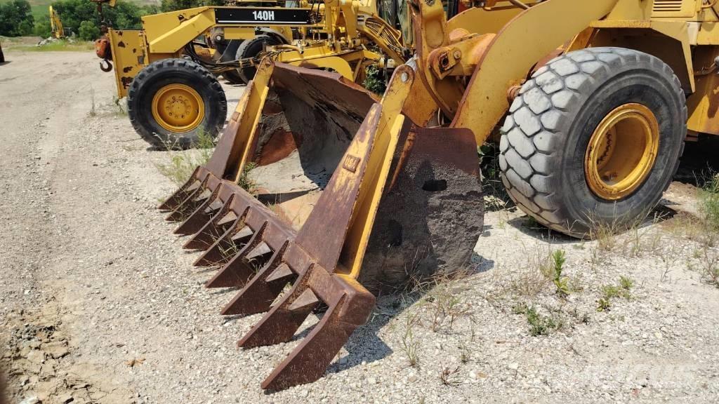 CAT D 5 M XL Bulldozer