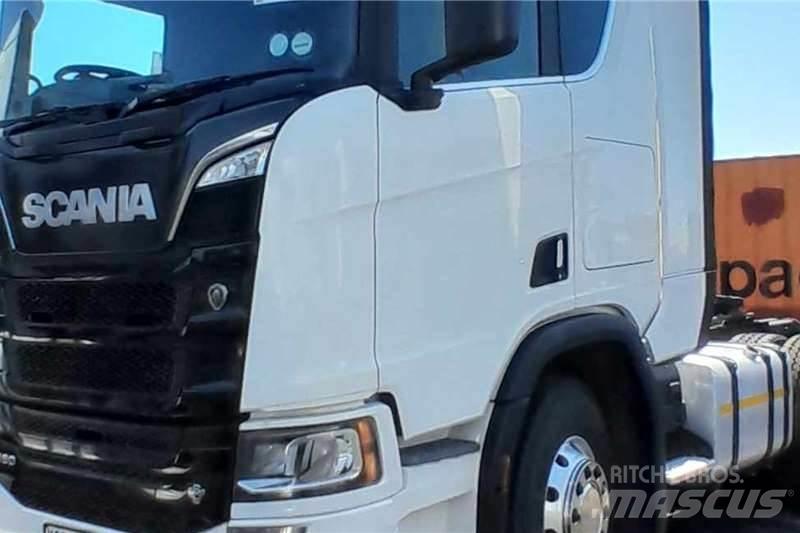 Scania R560 Andere Fahrzeuge