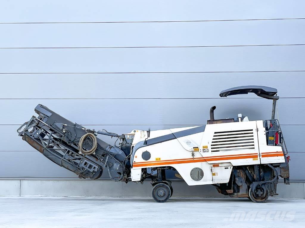 Wirtgen W 100 F Asphaltfräsen
