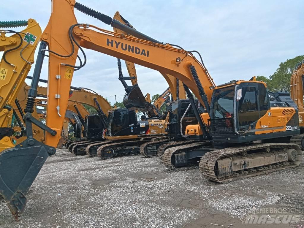Hyundai R220-9S Raupenbagger