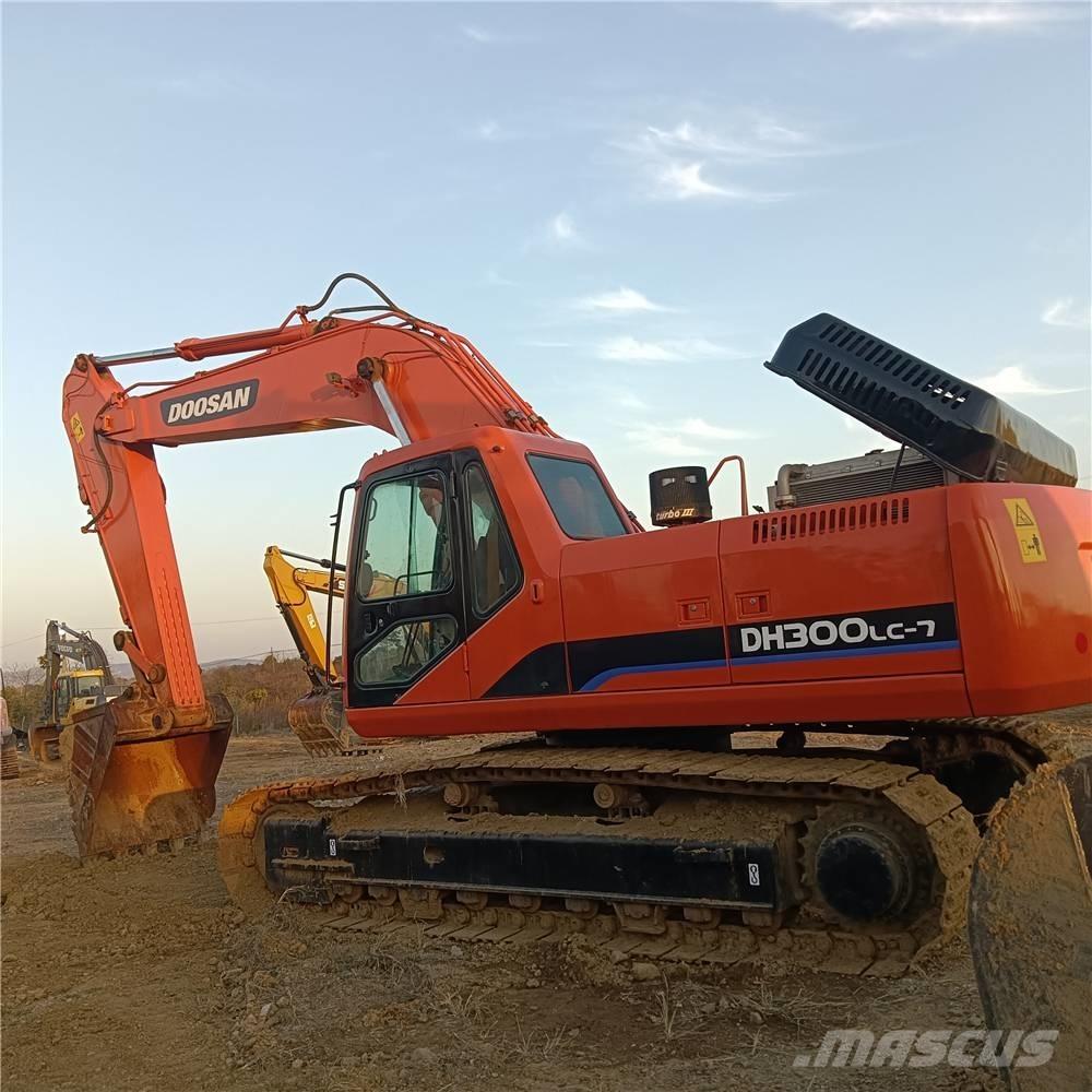 Doosan DH300LC-7 Raupenbagger