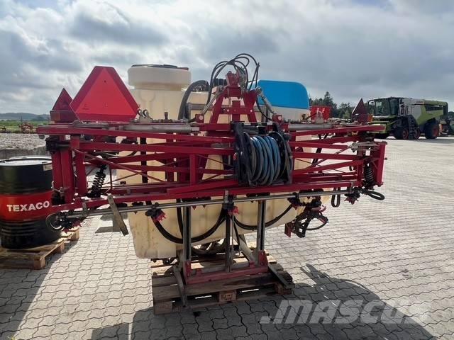 Scan-Agro 1000L Anbauspritzen